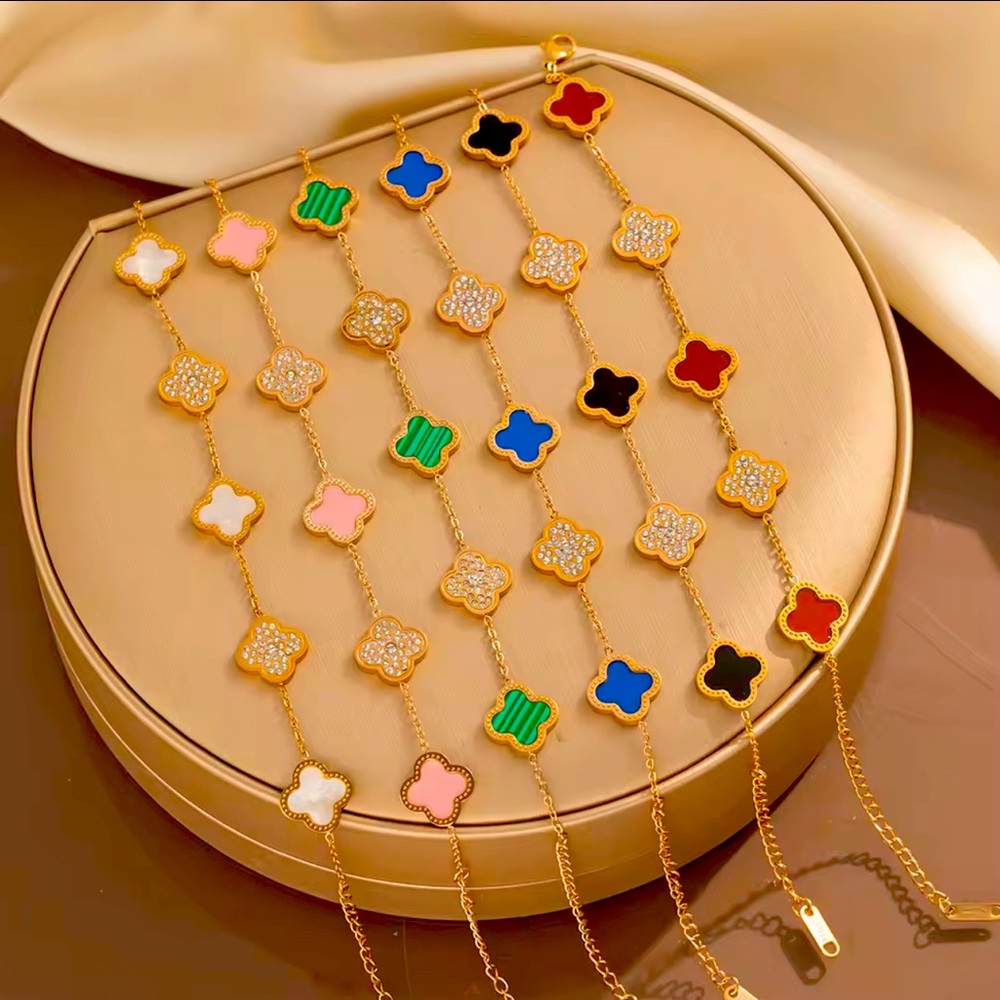 Pink Clover Bracelet 18k Gold Plated